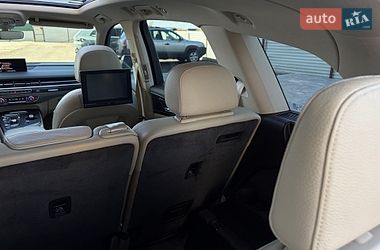 Внедорожник / Кроссовер Audi Q7 2016 в Киеве