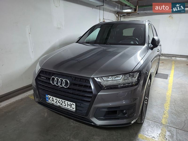 Внедорожник / Кроссовер Audi Q7 2017 в Киеве