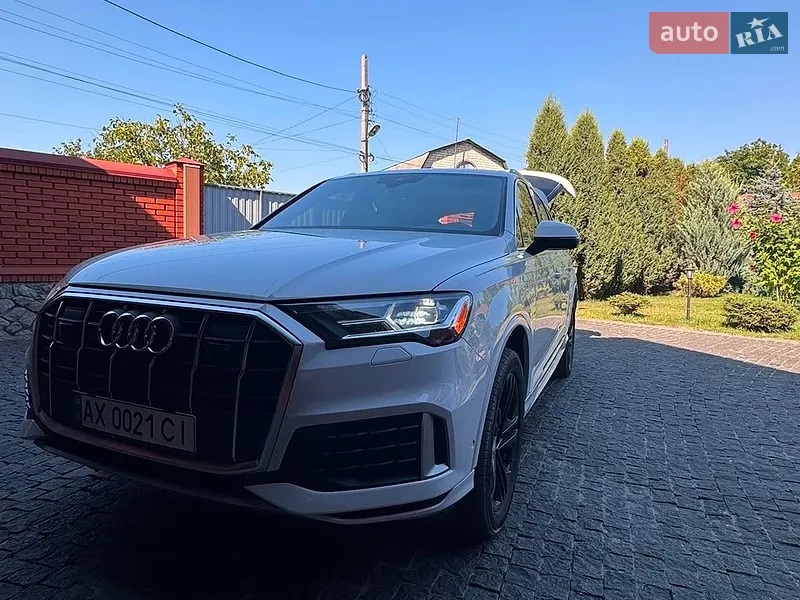 Audi Q7