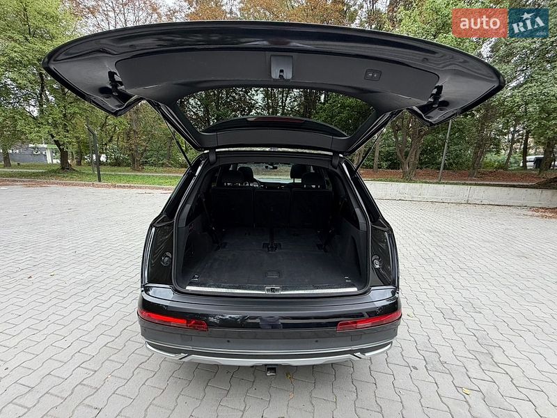 Внедорожник / Кроссовер Audi Q7 2020 в Тернополе