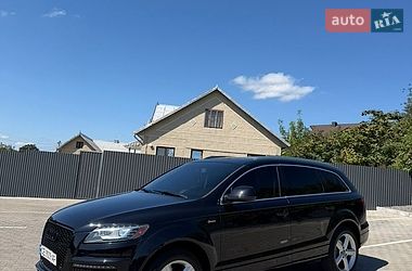 Позашляховик / Кросовер Audi Q7 2011 в Чернівцях