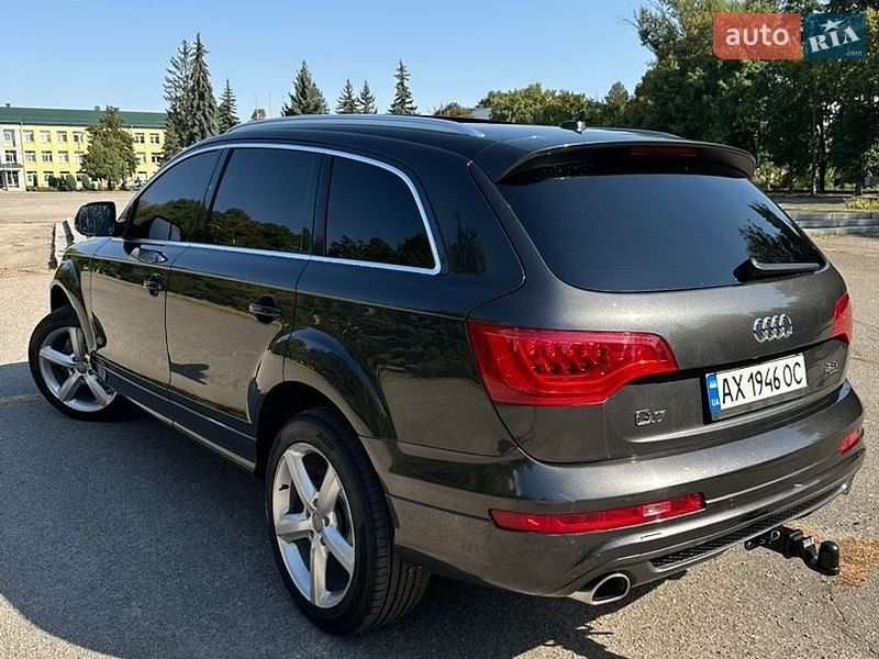 Позашляховик / Кросовер Audi Q7 2014 в Лозовій