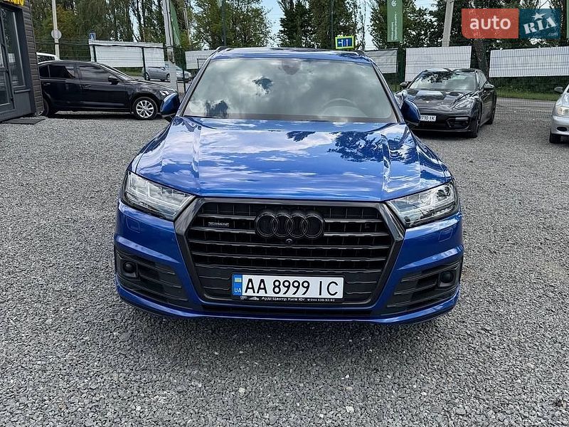 Внедорожник / Кроссовер Audi Q7 2017 в Хмельницком