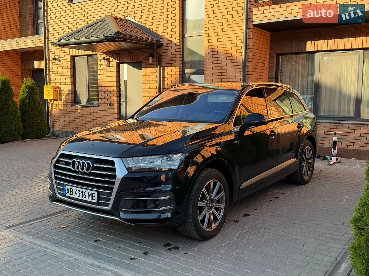 2017 Audi Q7 - мініатюра 3
