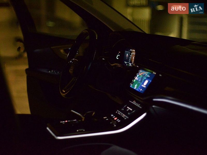 Позашляховик / Кросовер Audi Q7 2019 в Львові фото 32 Позашляховик / Кросовер Audi Q7 2019 в Львові