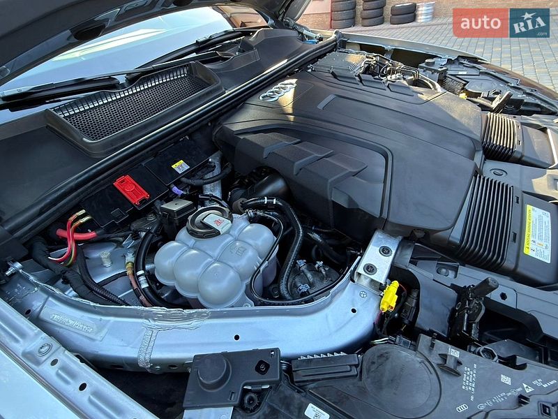 Внедорожник / Кроссовер Audi Q7 2020 в Сваляве
