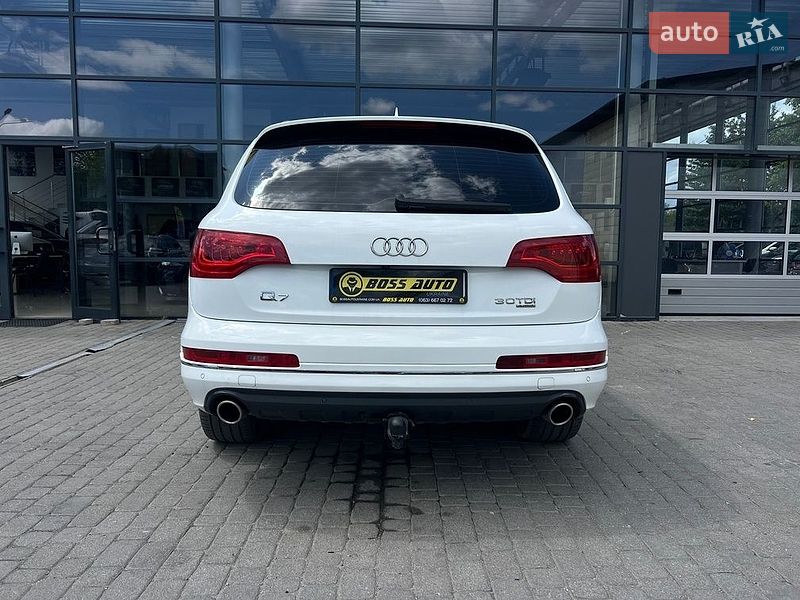 Позашляховик / Кросовер Audi Q7 2010 в Івано-Франківську