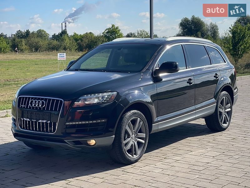 Позашляховик / Кросовер Audi Q7 2011 в Рівному