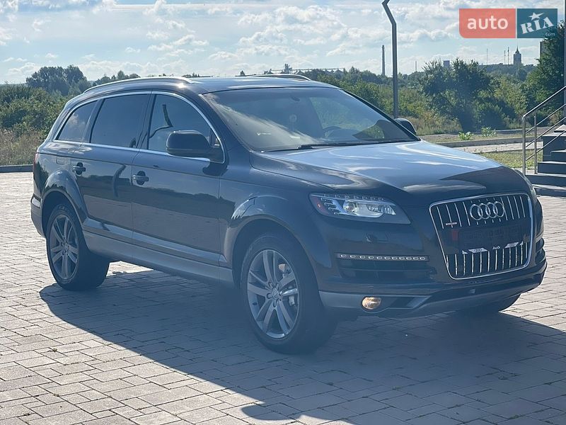 Позашляховик / Кросовер Audi Q7 2011 в Рівному