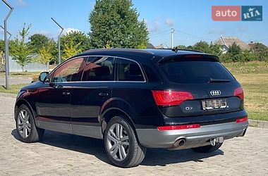 Позашляховик / Кросовер Audi Q7 2011 в Рівному