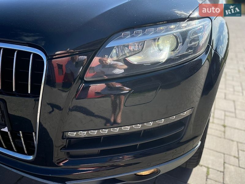 Позашляховик / Кросовер Audi Q7 2011 в Рівному