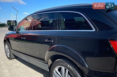 Позашляховик / Кросовер Audi Q7 2011 в Рівному