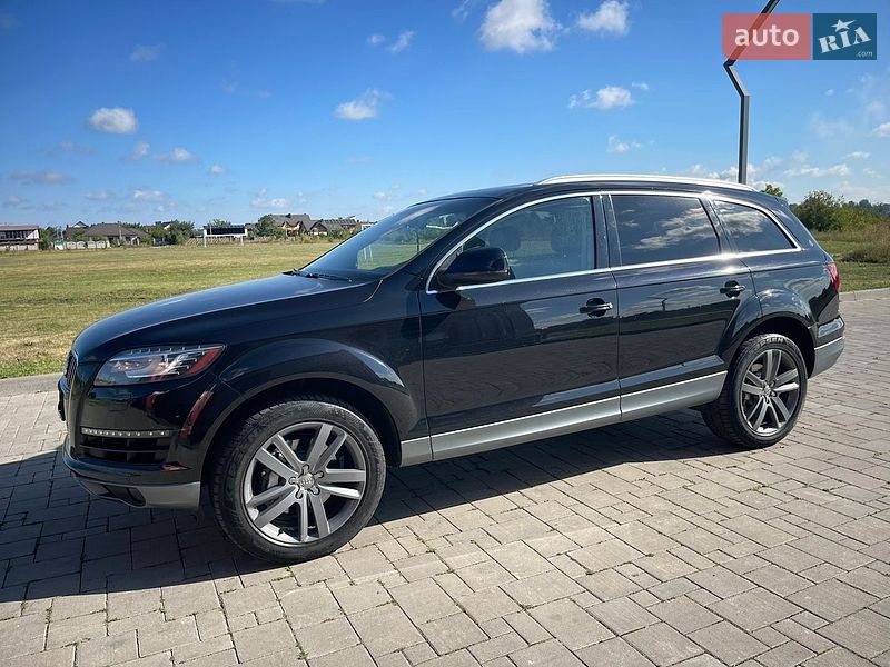 Позашляховик / Кросовер Audi Q7 2011 в Рівному