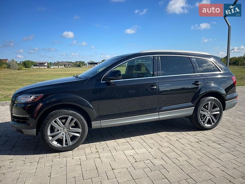 Позашляховик / Кросовер Audi Q7 2011 в Рівному