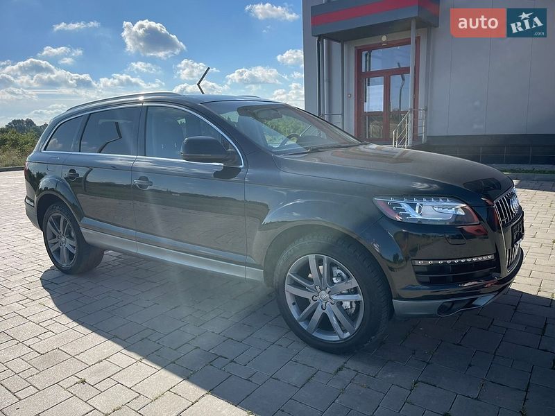 Позашляховик / Кросовер Audi Q7 2011 в Рівному