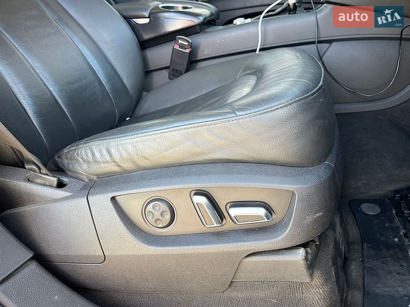 Позашляховик / Кросовер Audi Q7 2011 в Рівному