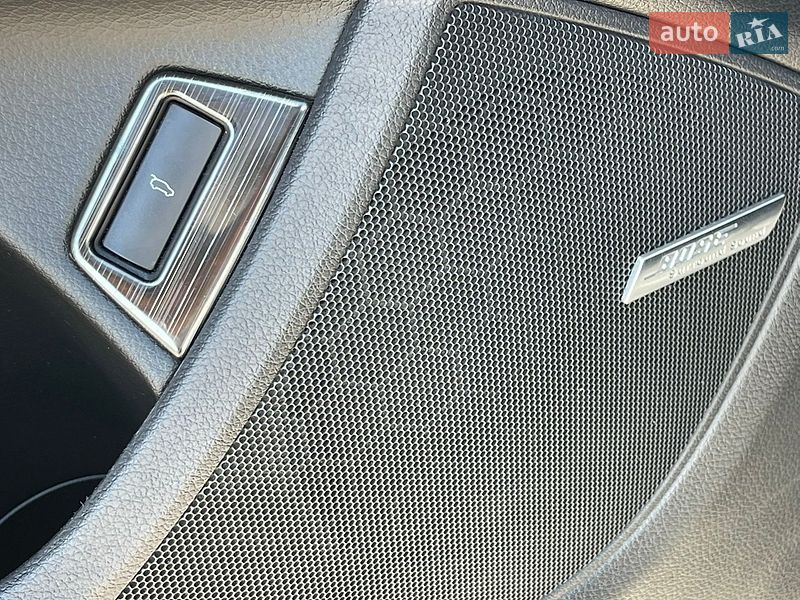 Позашляховик / Кросовер Audi Q7 2011 в Рівному