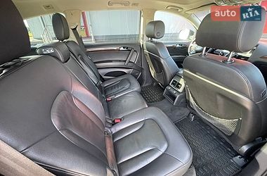 Позашляховик / Кросовер Audi Q7 2011 в Рівному