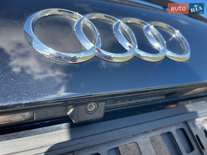 Позашляховик / Кросовер Audi Q7 2011 в Рівному