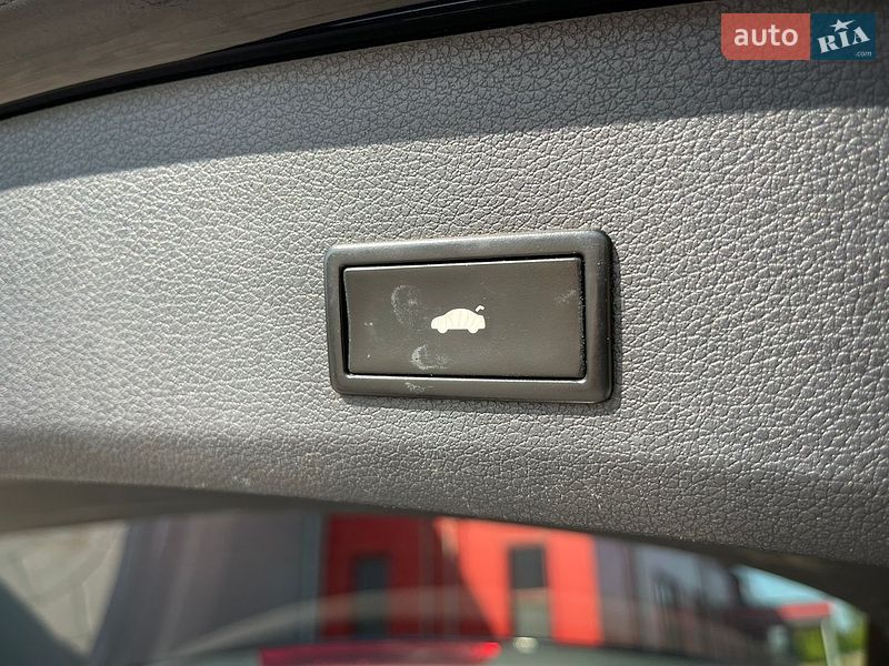Позашляховик / Кросовер Audi Q7 2011 в Рівному