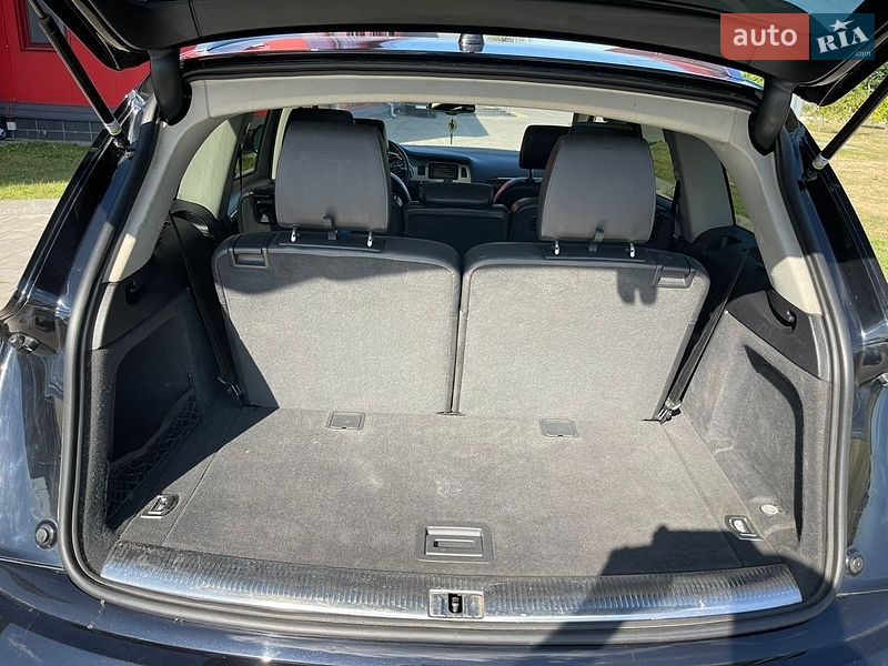 Позашляховик / Кросовер Audi Q7 2011 в Рівному