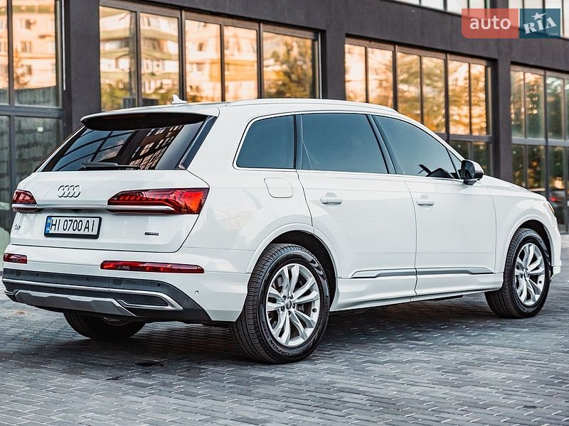 Позашляховик / Кросовер Audi Q7 2019 в Полтаві фото 8 Позашляховик / Кросовер Audi Q7 2019 в Полтаві