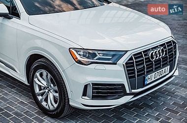 Позашляховик / Кросовер Audi Q7 2019 в Полтаві фото 11 Позашляховик / Кросовер Audi Q7 2019 в Полтаві