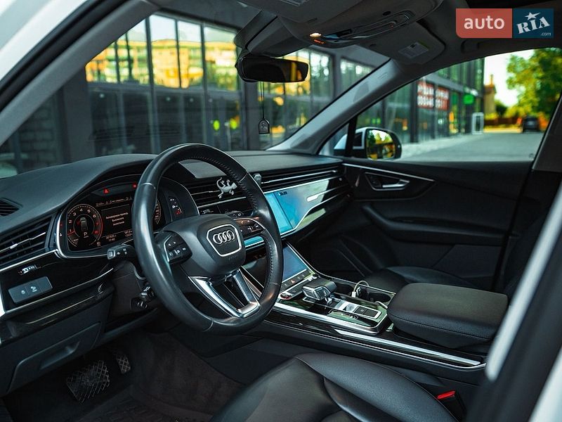 Позашляховик / Кросовер Audi Q7 2019 в Полтаві фото 20 Позашляховик / Кросовер Audi Q7 2019 в Полтаві