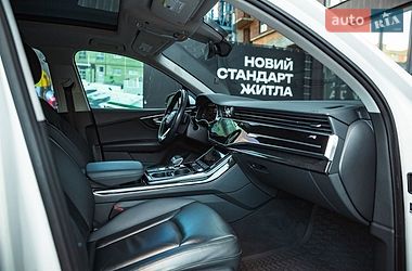 Позашляховик / Кросовер Audi Q7 2019 в Полтаві фото 44 Позашляховик / Кросовер Audi Q7 2019 в Полтаві