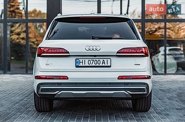 Позашляховик / Кросовер Audi Q7 2019 в Полтаві фото 89 Позашляховик / Кросовер Audi Q7 2019 в Полтаві