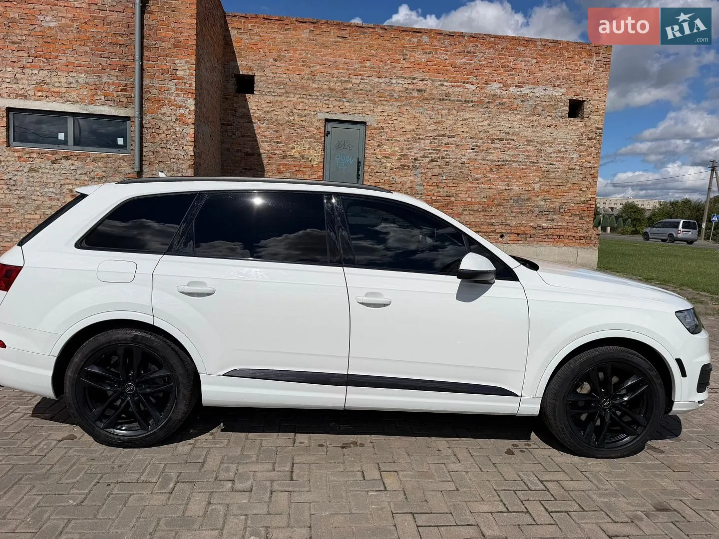 2017 Audi Q7 - мініатюра 3
