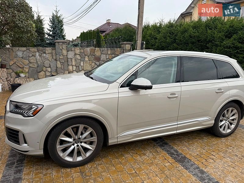 Внедорожник / Кроссовер Audi Q7 2020 в Львове
