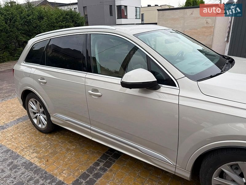 Внедорожник / Кроссовер Audi Q7 2020 в Львове