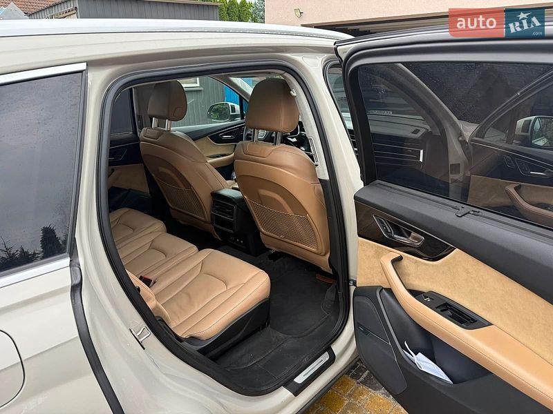 Внедорожник / Кроссовер Audi Q7 2020 в Львове
