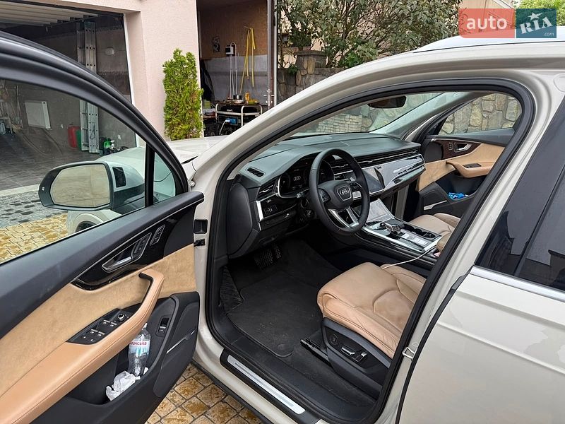 Внедорожник / Кроссовер Audi Q7 2020 в Львове