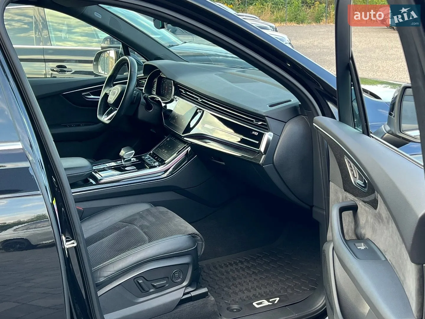 2020 Audi Q7 - мініатюра 23