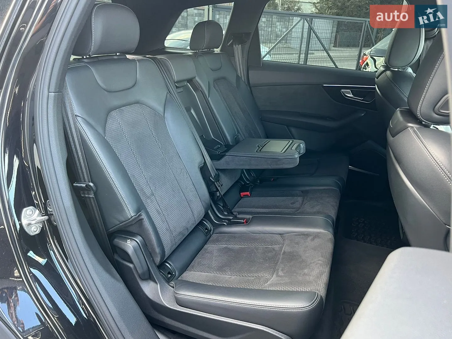 2020 Audi Q7 - мініатюра 26