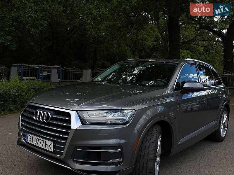 Позашляховик / Кросовер Audi Q7 2016 в Полтаві