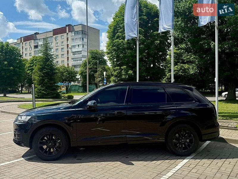 Внедорожник / Кроссовер Audi Q7 2018 в Луцке