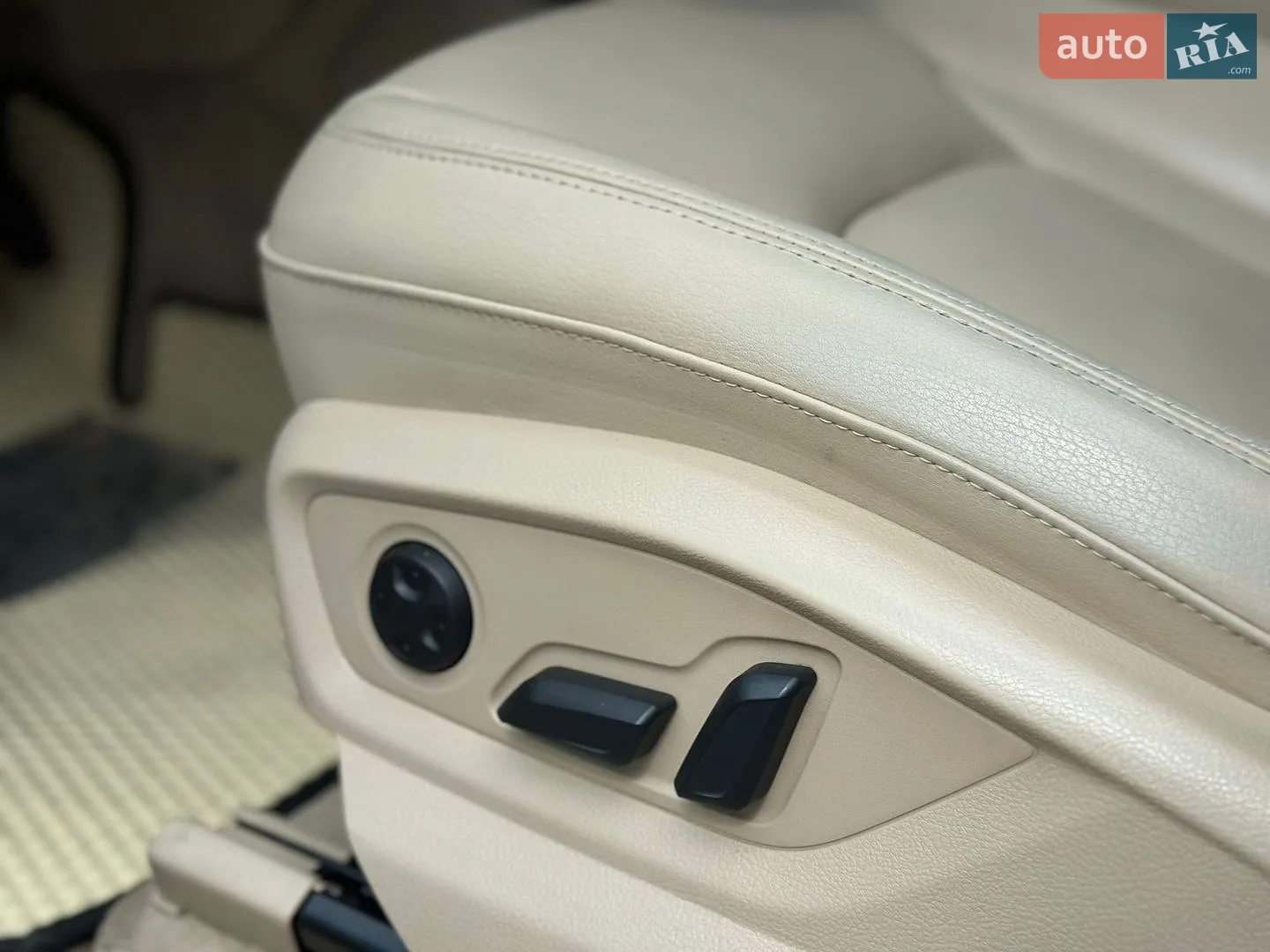 2016 Audi Q7 - мініатюра 11