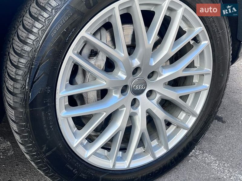 Внедорожник / Кроссовер Audi Q7 2016 в Одессе