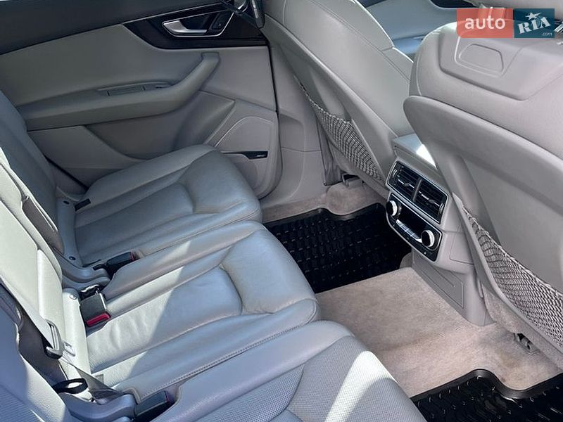 Внедорожник / Кроссовер Audi Q7 2016 в Одессе