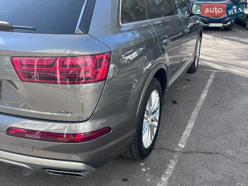 Внедорожник / Кроссовер Audi Q7 2016 в Одессе