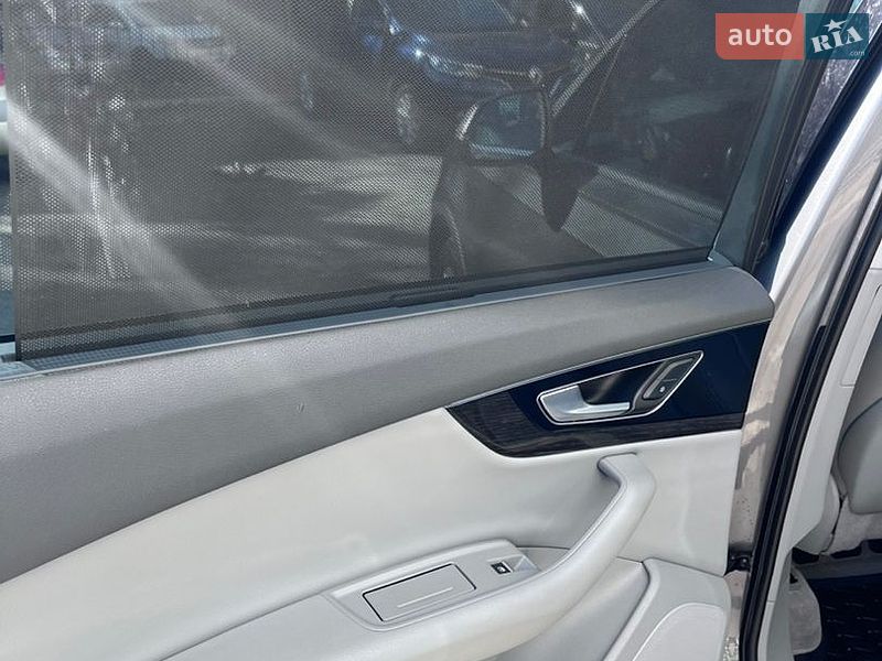 Внедорожник / Кроссовер Audi Q7 2016 в Одессе