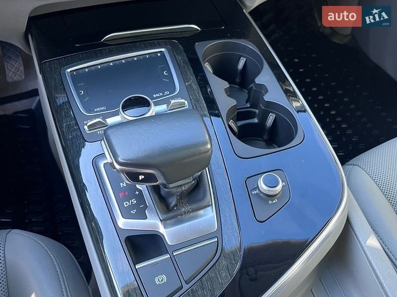 Внедорожник / Кроссовер Audi Q7 2016 в Одессе