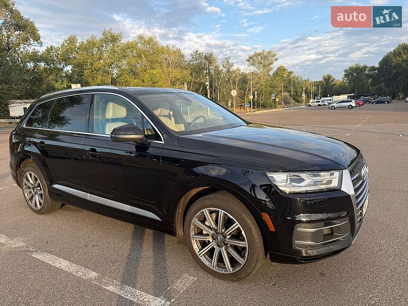 Внедорожник / Кроссовер Audi Q7 2018 в Киеве