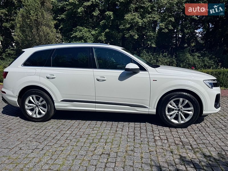 Позашляховик / Кросовер Audi Q7 2025 в Києві фото 33 Позашляховик / Кросовер Audi Q7 2025 в Києві