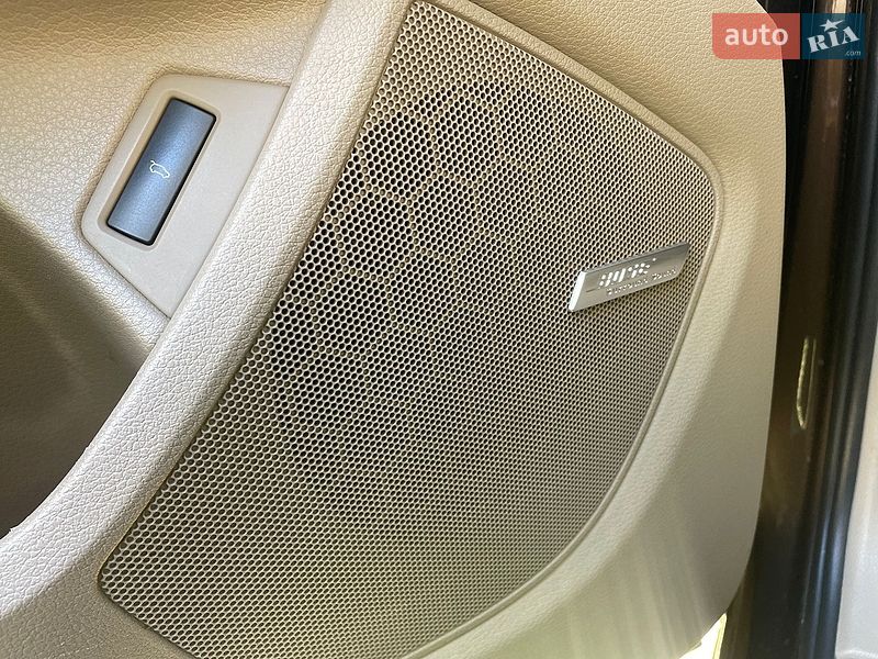 Позашляховик / Кросовер Audi Q7 2011 в Житомирі