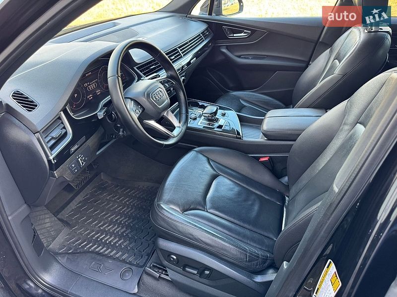 Внедорожник / Кроссовер Audi Q7 2016 в Киеве