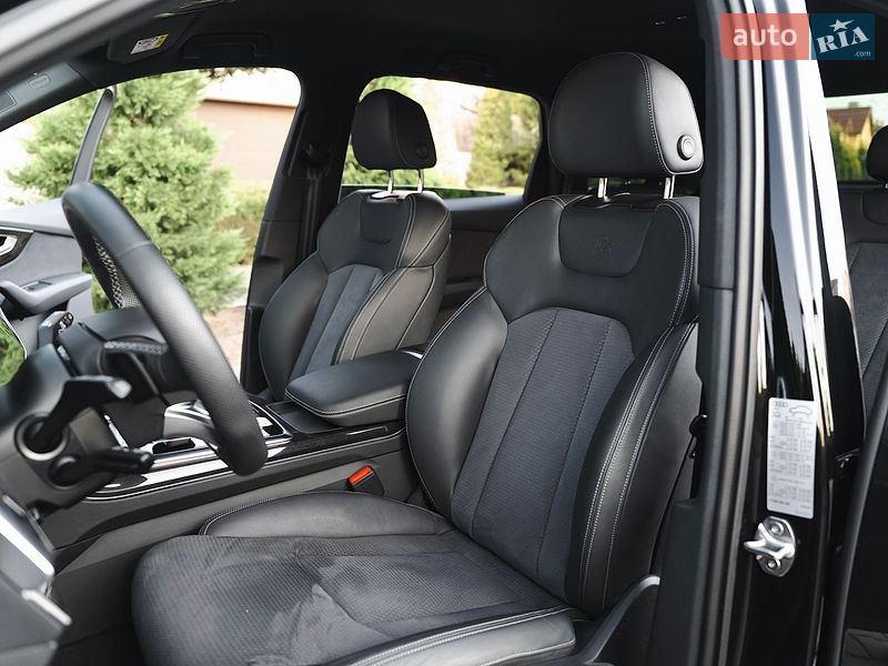 Позашляховик / Кросовер Audi Q7 2024 в Одесі